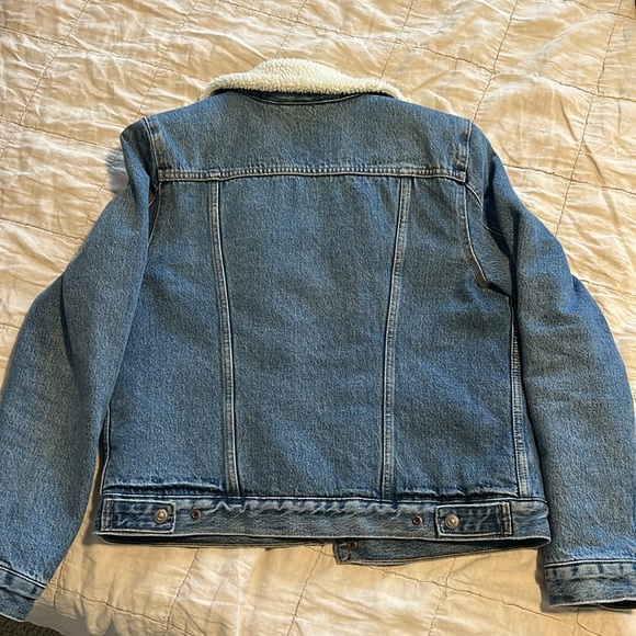 Original Sherpa Trucker Jacket - Picture 9 of 10